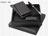 Nino Cerruti 1881 - Calculatrice pocket  Ultime + Stylo roller Ultime + Clé USB Zoom